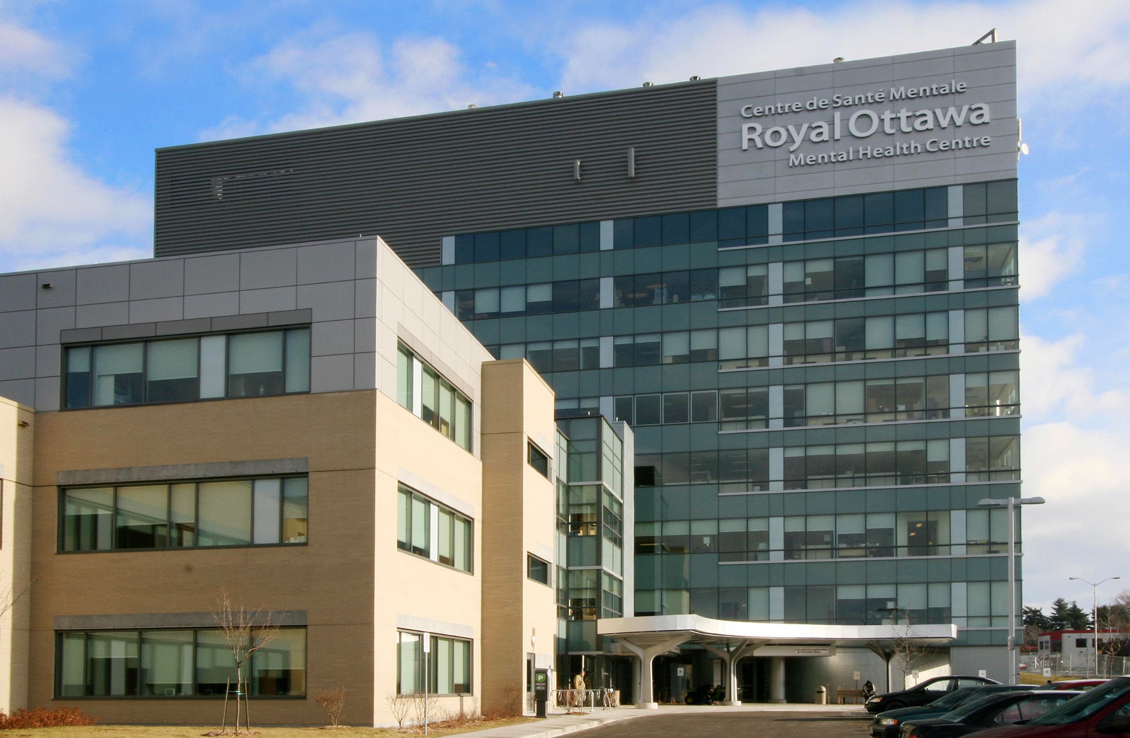 Exterior front entrance of Royal Ottawa Mental Health Centre