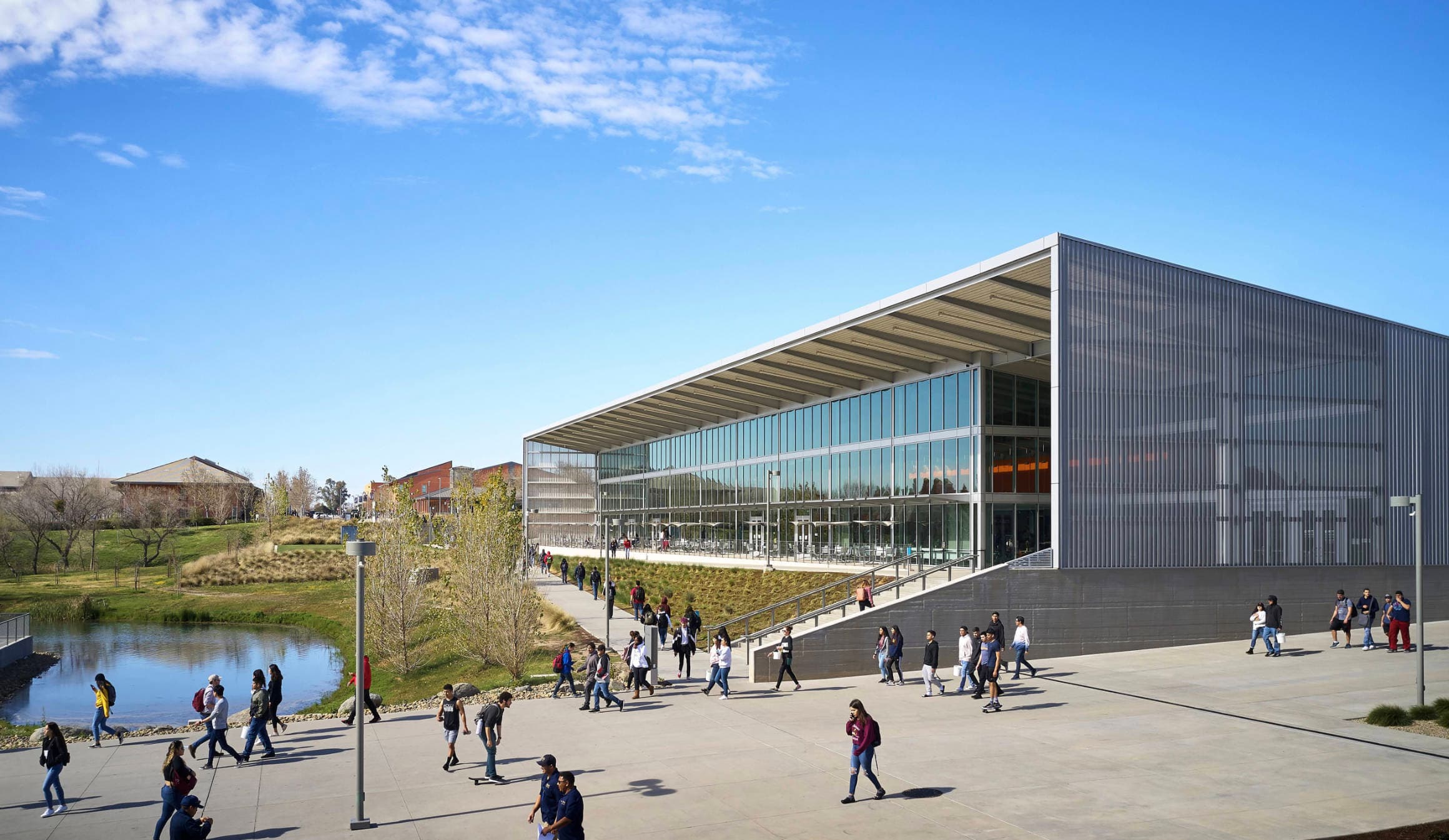 Exterior view of the UC Merced dining hall building