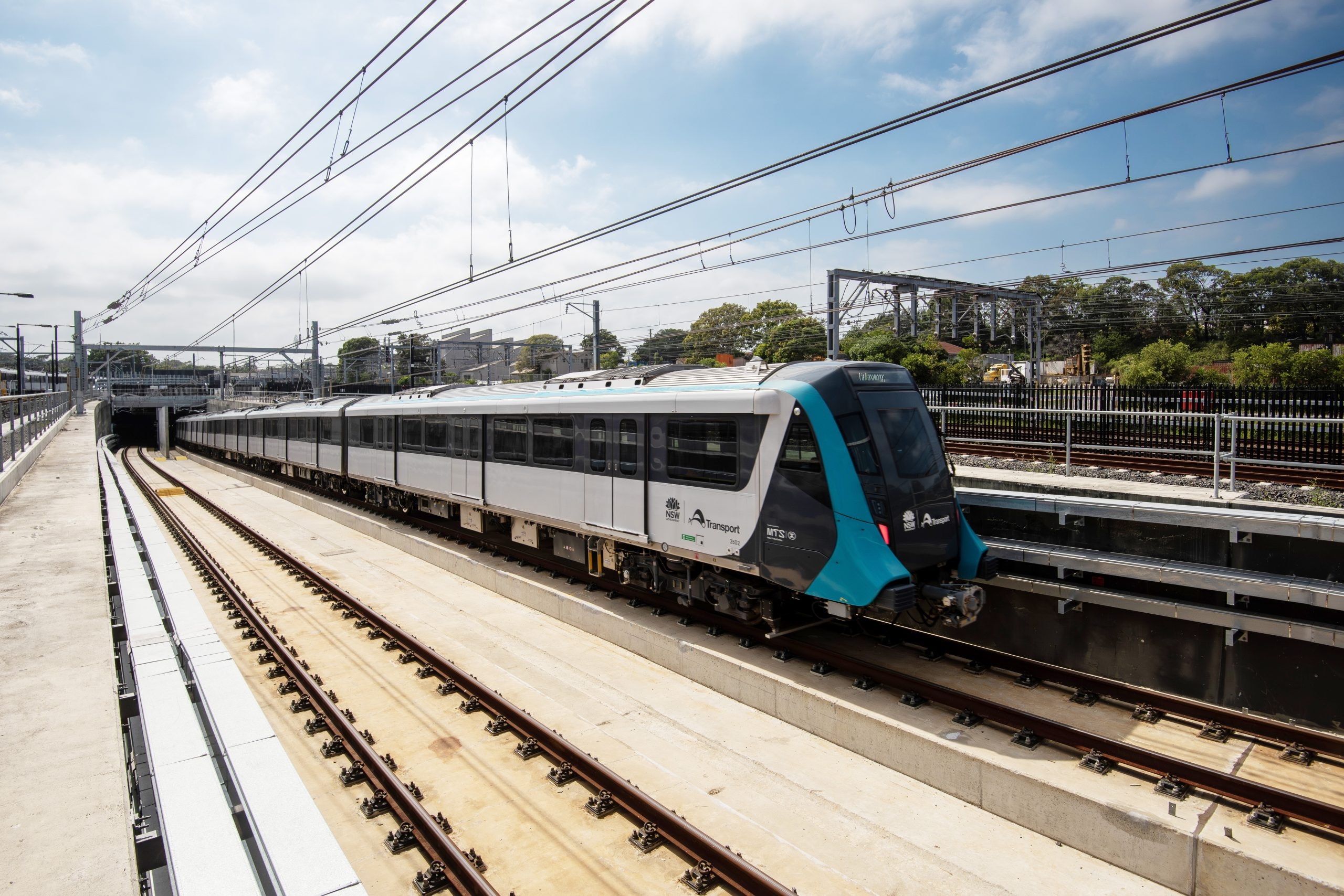 Passenger services commence on Sydney Metro city section image